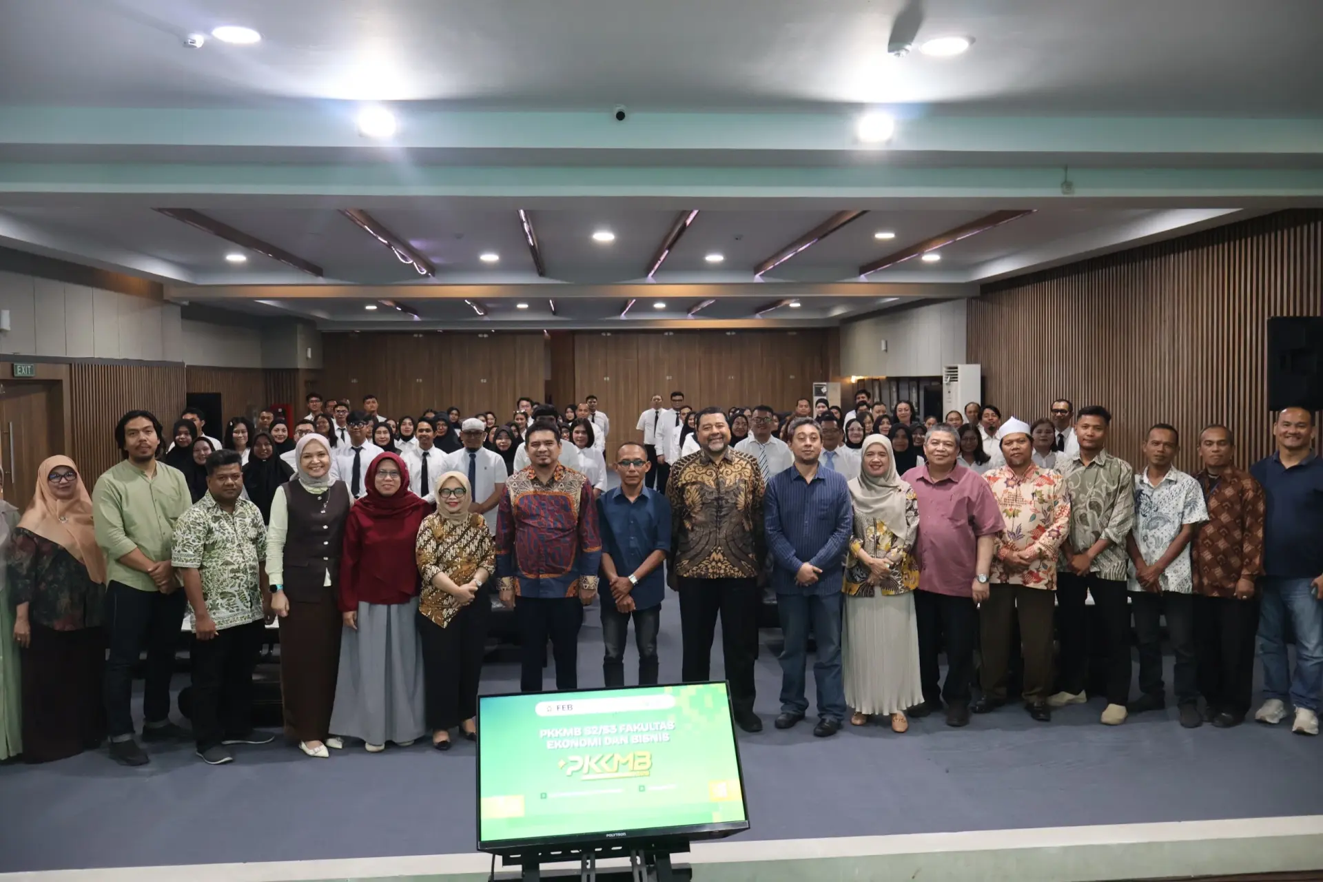 FEB USU Gelar Sosialisasi Pengenalan Kehidupan Kampus bagi Mahasiswa Baru Program S2 dan S3